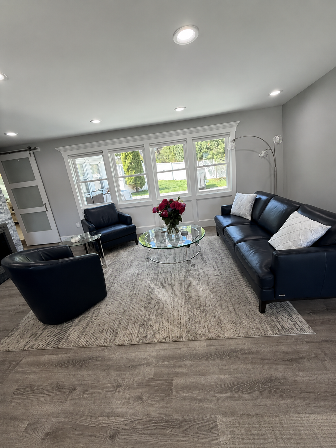 Living Room - Modern & Elegant