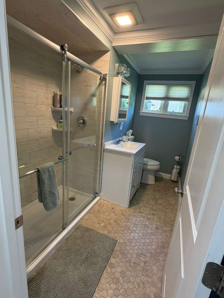 Bathroom - Professional Cleaning