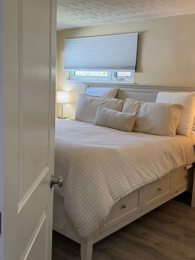 Guest Bedroom - Pristine